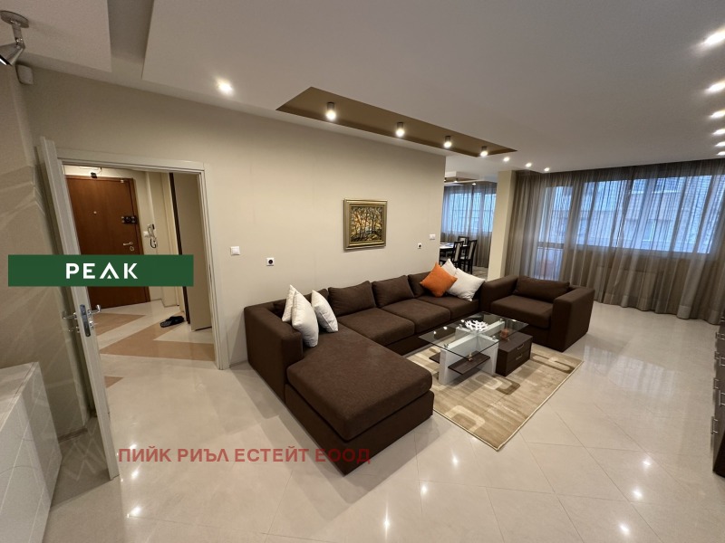 Do wynajęcia  3 sypialnie Sofia , Borowo , 145 mkw | 27133900