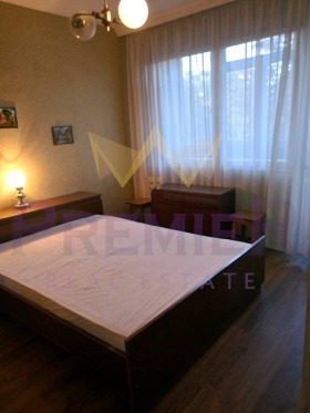 2 dormitoare Avtogara, Varna 4