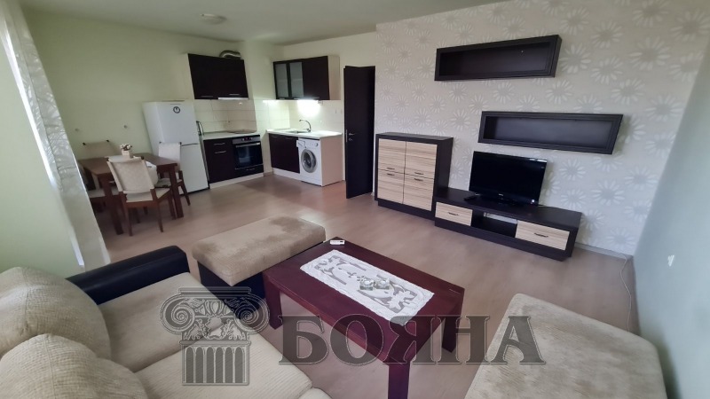 Do wynajęcia  1 sypialnia Ruse , Centar , 72 mkw | 44464210 - obraz [3]