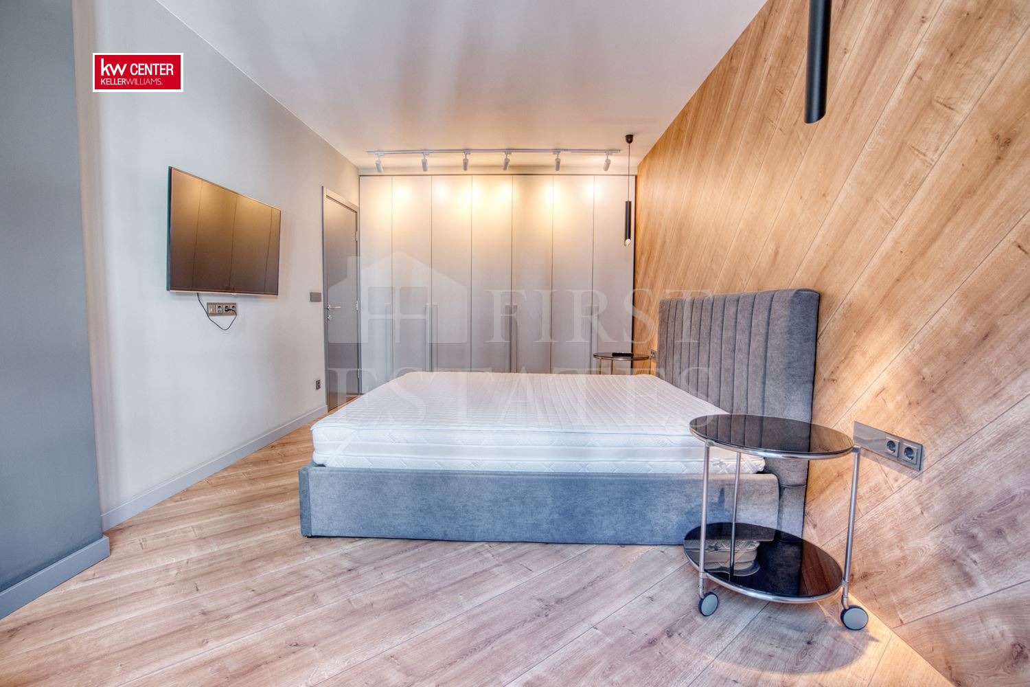 Дава под наем 3-СТАЕН, гр. София, Изток, снимка 9 - Апартаменти - 54273743