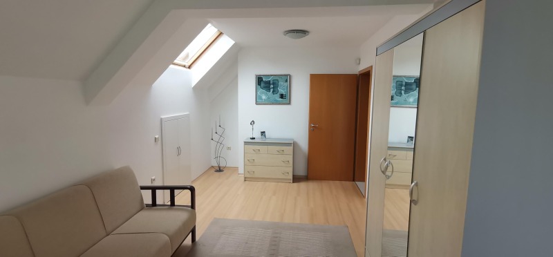 K pronájmu  3 ložnice Sofia , Studentski grad , 200 m2 | 53226380 - obraz [6]