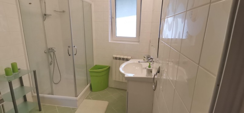 K pronájmu  3 ložnice Sofia , Studentski grad , 200 m2 | 53226380 - obraz [7]