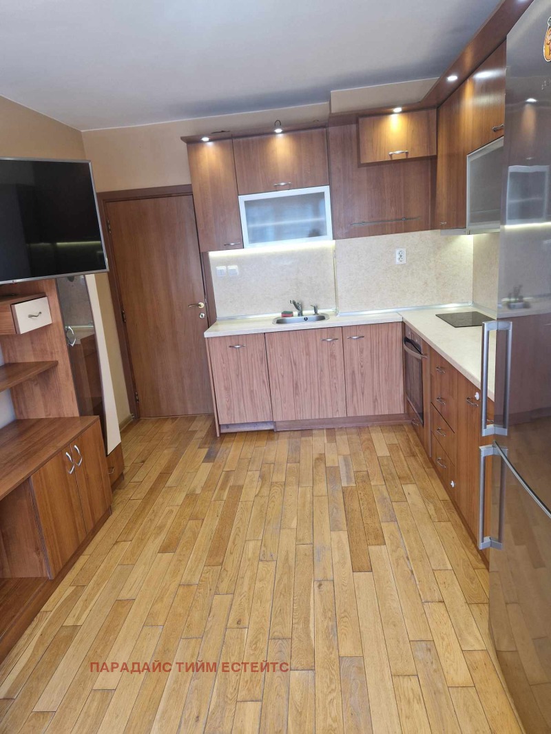 Дава под наем 3-СТАЕН, гр. София, Надежда 3, снимка 12 - Апартаменти - 52686736