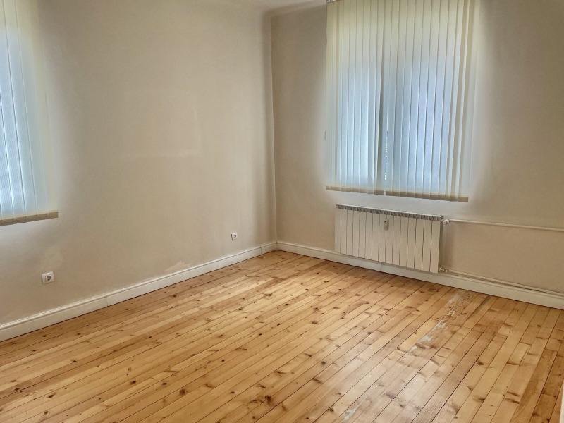 Дава под наем 4-СТАЕН, гр. София, Медицинска академия