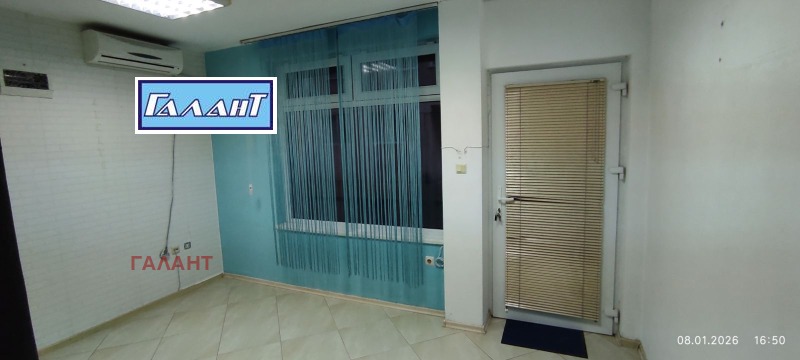 Дава под наем АТЕЛИЕ, ТАВАН, гр. Варна, Колхозен пазар