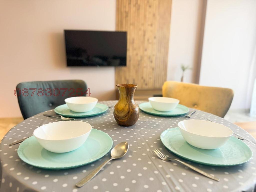 Дава под наем 2-СТАЕН, гр. Варна, к.к. Св.Св. Константин и Елена