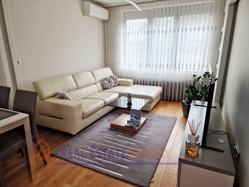 Da affittare  2 camere da letto Sofia , Lozenets , 74 mq | 90150097