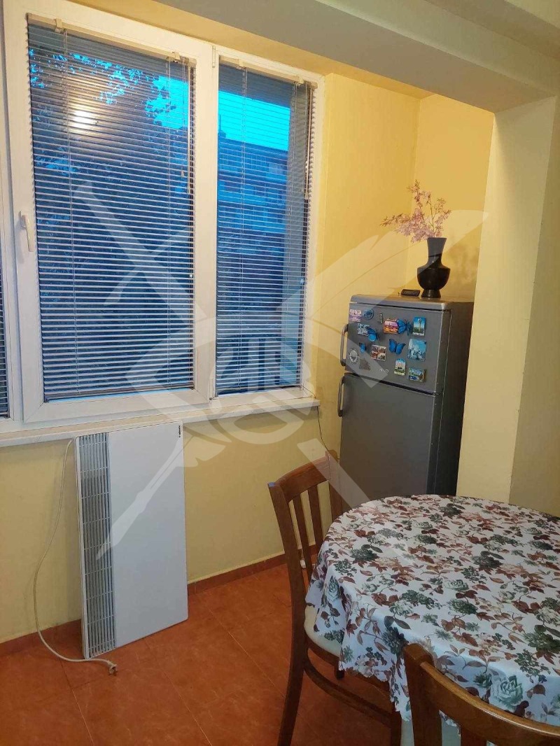Zu vermieten  2 Schlafzimmer Warna , Lewski 1 , 64 qm | 88134360 - Bild [2]
