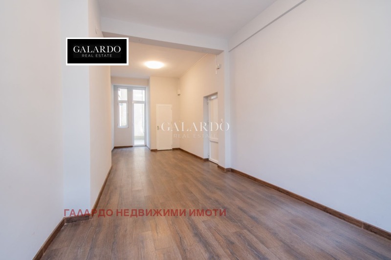 Дава под наем  Офис град София , Център , 130 кв.м | 98536392