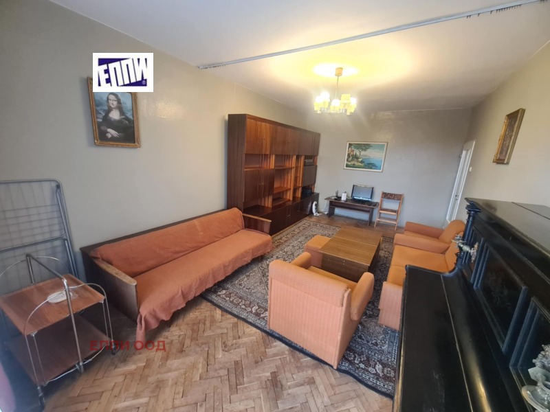 Дава под наем 2-СТАЕН, гр. София, Лагера, снимка 2 - Апартаменти - 53322420