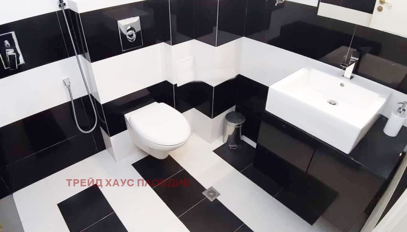 Te huur  2 slaapkamers Plovdiv , Tsentar , 107 m² | 10251070 - afbeelding [10]