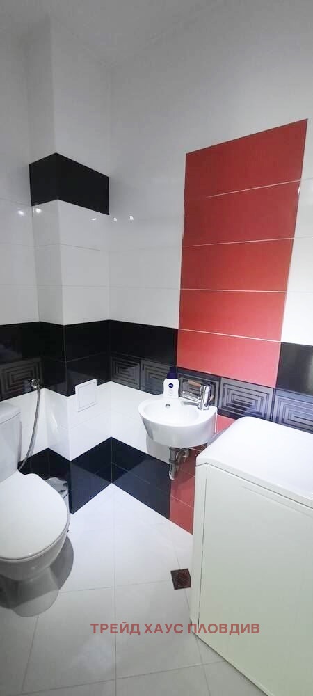 Te huur  2 slaapkamers Plovdiv , Tsentar , 107 m² | 10251070 - afbeelding [9]