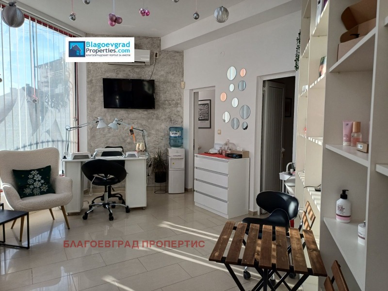 Дава под наем МАГАЗИН, гр. Благоевград, Широк център, снимка 10 - Магазини - 52615361