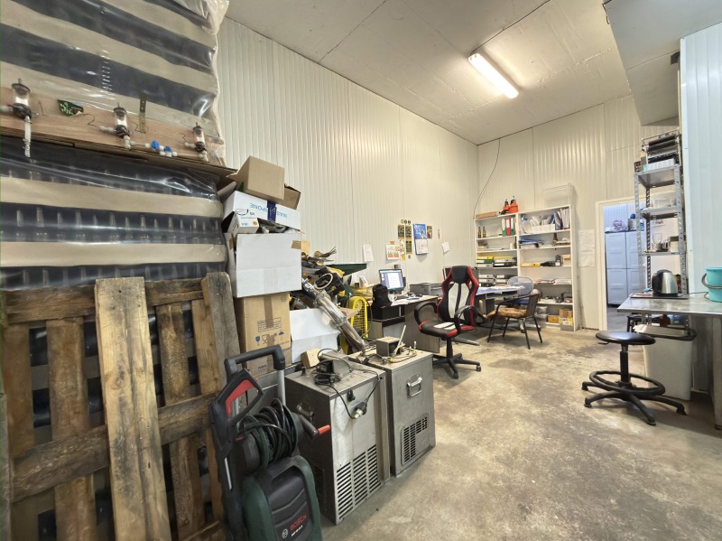 Дава под наем ПРОМ. ПОМЕЩЕНИЕ, гр. София, м-т Детски град, снимка 10 - Производствени сгради - 52990803