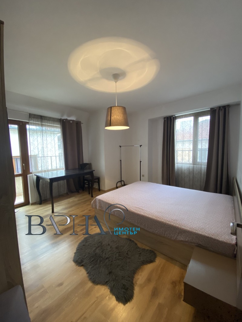 Zu vermieten  2 Schlafzimmer Warna , Zentar , 100 qm | 20515583 - Bild [9]