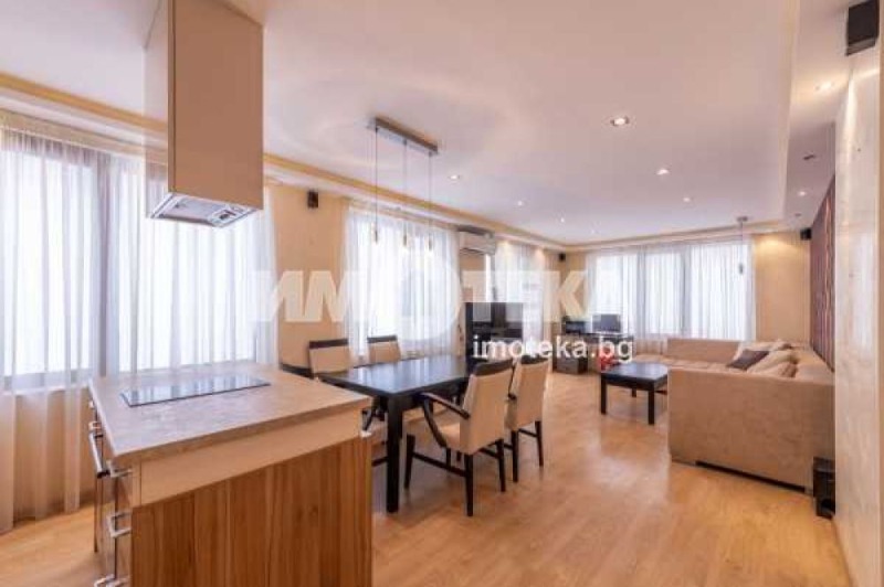 K pronájmu  2 ložnice Varna , k.k. Sv.Sv. Konstantin i Elena , 102 m2 | 52137324