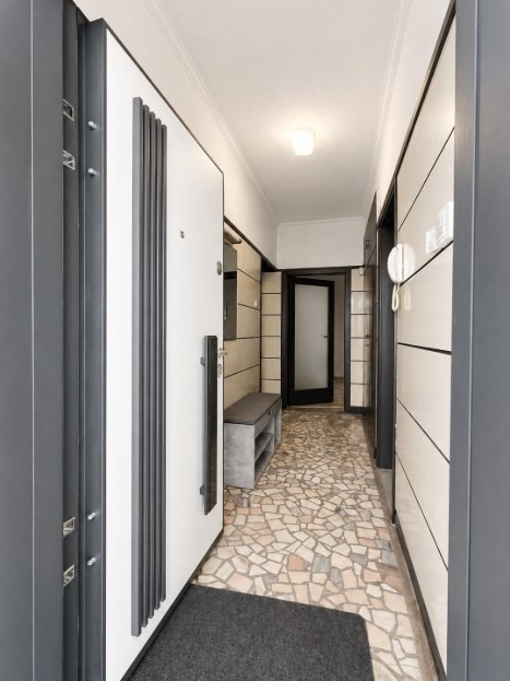Дава под наем 3-СТАЕН, гр. София, Гео Милев, снимка 11 - Апартаменти - 54365057