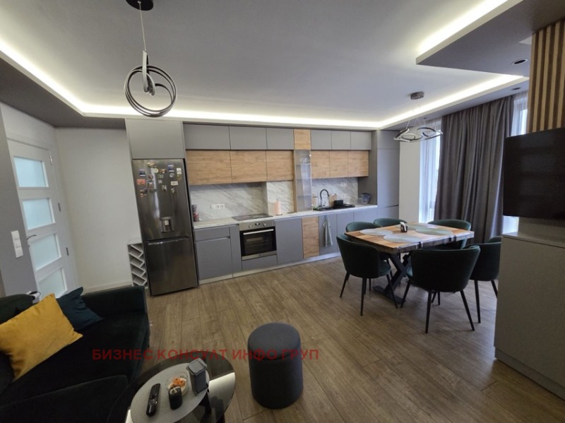 Под наем 3-СТАЕН, град София, Витоша • 1100 € / 2151.41 лв. • 92274923 1