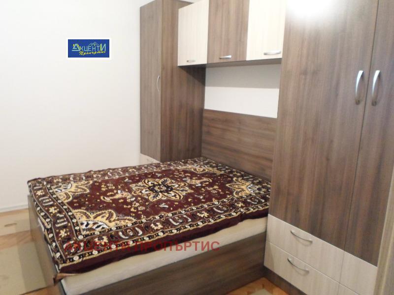 Do wynajęcia  1 sypialnia Weliko Tarnowo , Centar , 50 mkw | 19900932 - obraz [3]