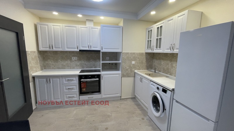 Издаје се  1 спаваћа соба Софија , Младост 4 , 63 м2 | 54061071