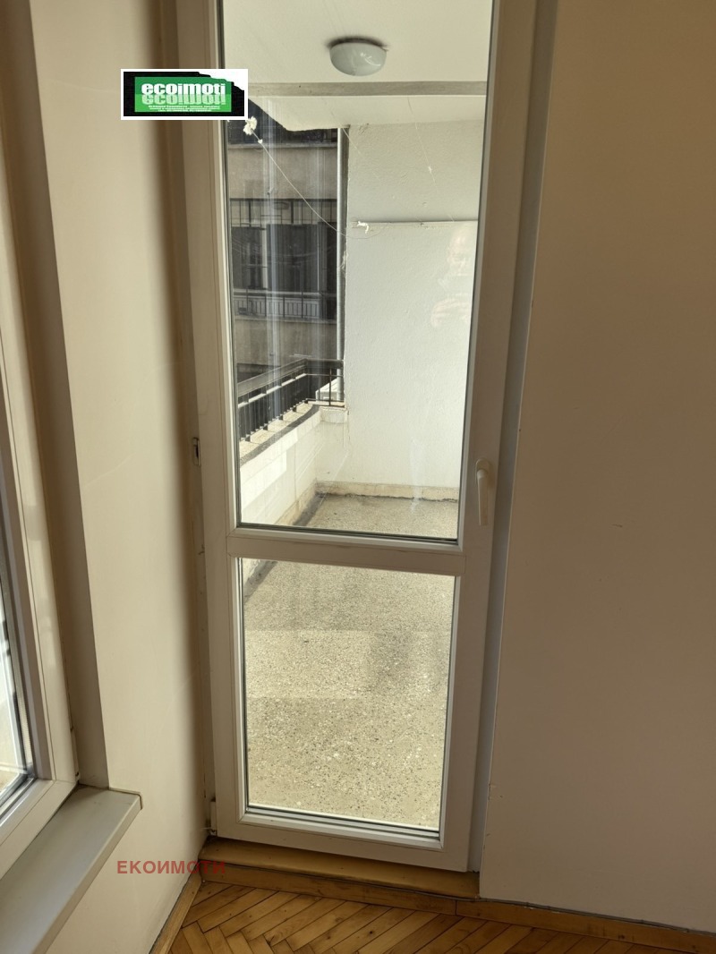 Дава под наем 2-СТАЕН, гр. София, Иван Вазов, снимка 5 - Апартаменти - 53154993