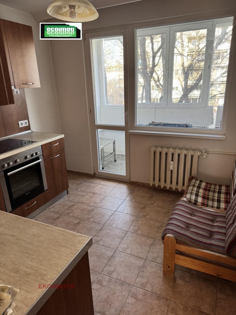 Дава под наем 2-СТАЕН, гр. София, Иван Вазов, снимка 2 - Апартаменти - 53154993