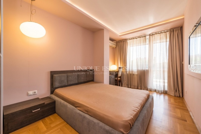 K pronájmu  2 ložnice Sofia , Centar , 168 m2 | 87486951 - obraz [4]