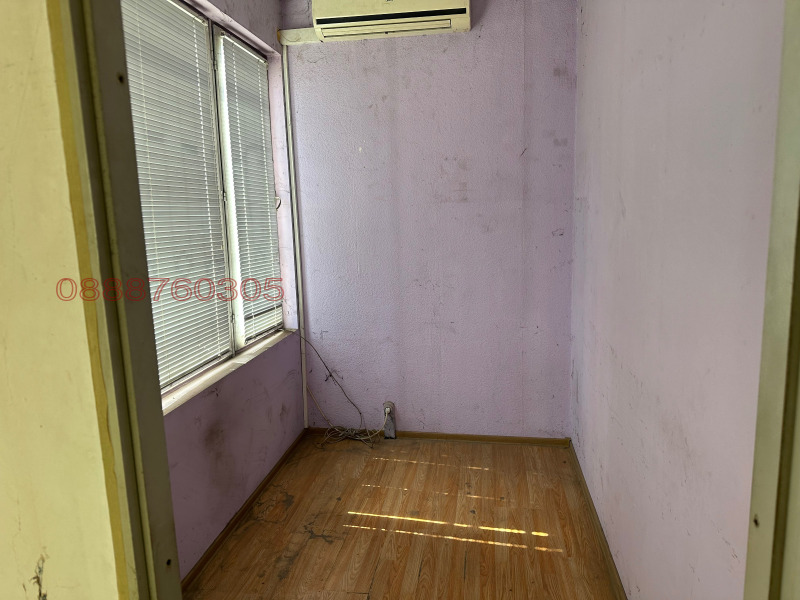 Kiadó  Ipari épület Sofia , Krasna poljana 2 , 48 négyzetméter | 23307061 - kép [4]