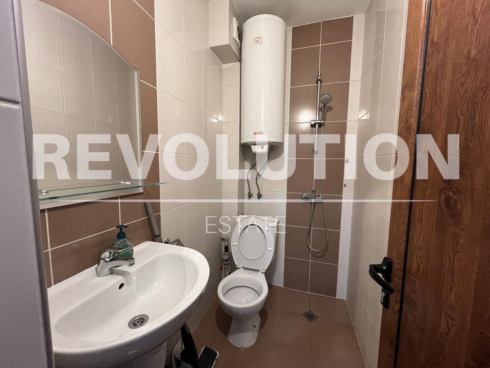 Дава под наем 2-СТАЕН, гр. Варна, Колхозен пазар, снимка 4 - Апартаменти - 53887336