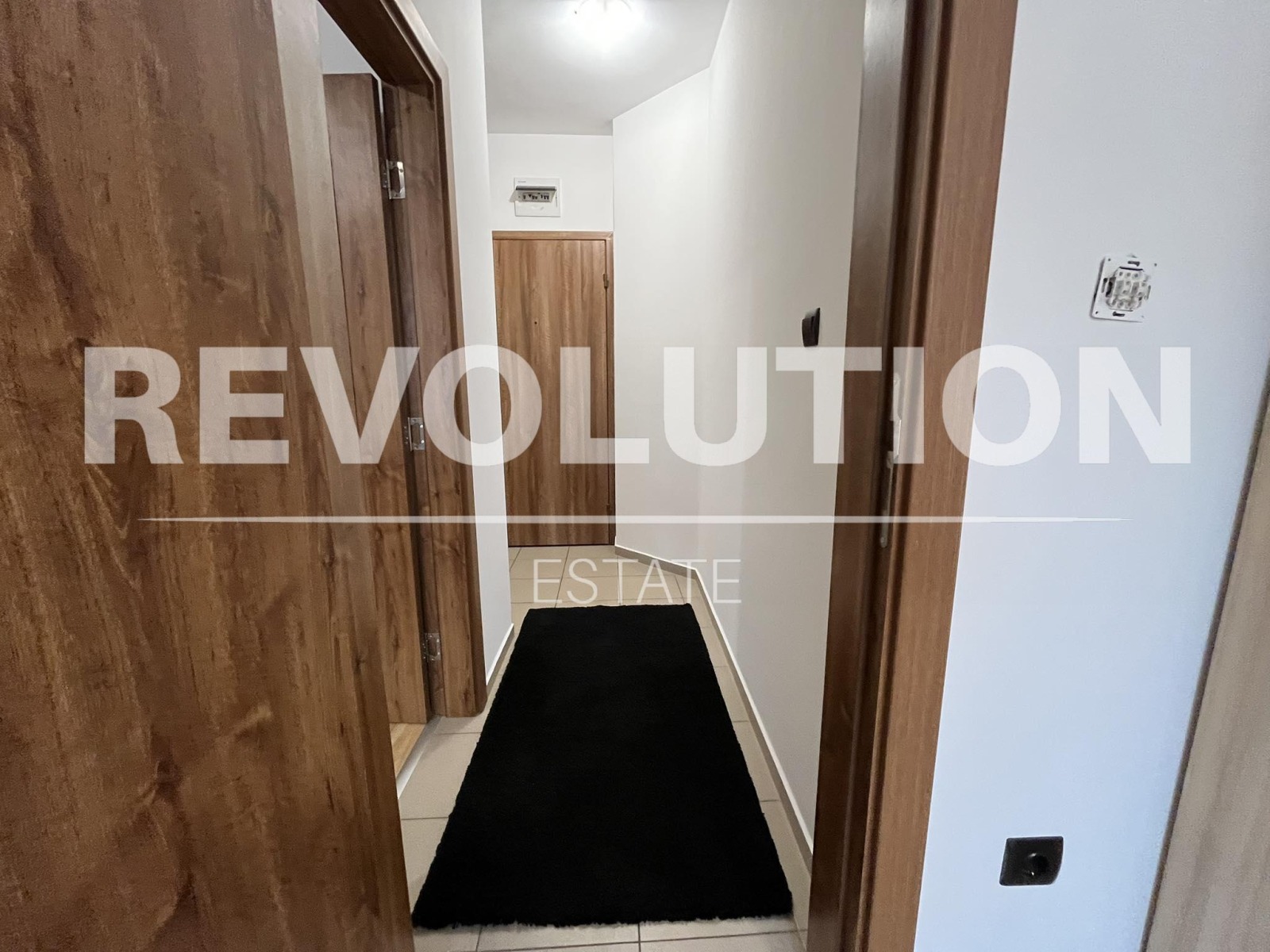 Дава под наем 2-СТАЕН, гр. Варна, Колхозен пазар, снимка 5 - Апартаменти - 53887336