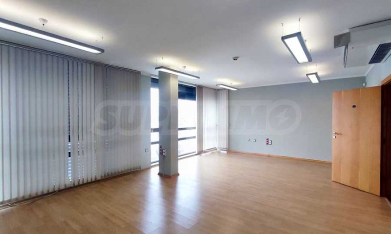 Дава под наем ОФИС, гр. Пловдив, Център, снимка 2 - Офиси - 53350310