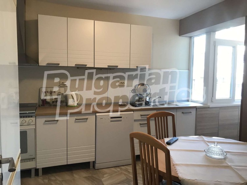 Дава под Наем 3-СТАЕН в град Варна, Център - 100 кв.м / 900 € » 1 760.25 лв., БЪЛГЕРИАН ПРОПЕРТИС ВАРНА