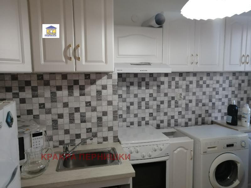 Дава под наем 2-СТАЕН, гр. Перник, Център, снимка 4 - Апартаменти - 54336691