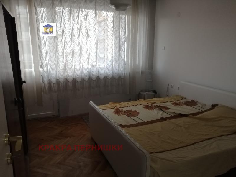 Дава под наем 2-СТАЕН, гр. Перник, Център, снимка 9 - Апартаменти - 54336691