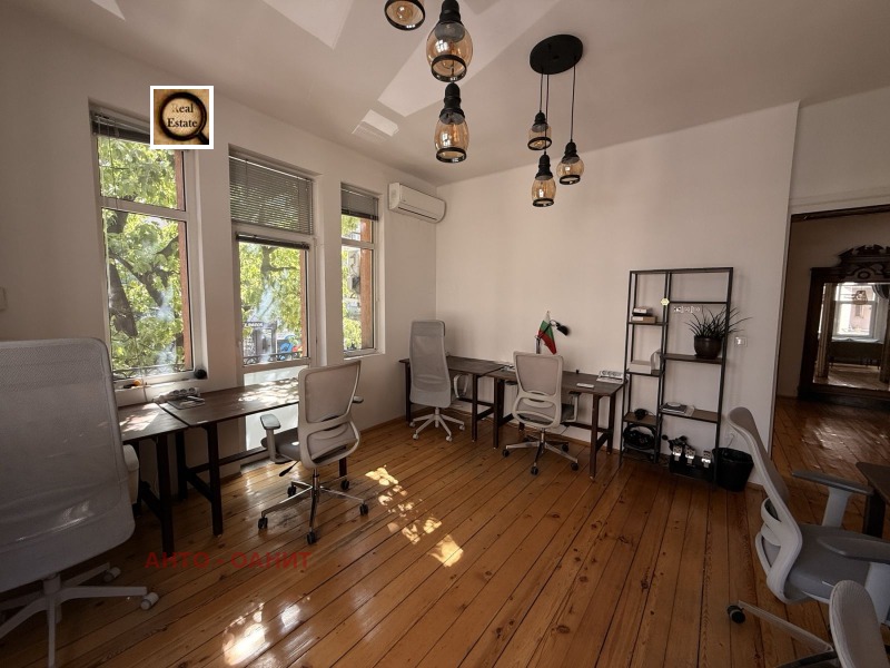 Дава под наем 3-СТАЕН, гр. София, Център, снимка 8 - Апартаменти - 53274749