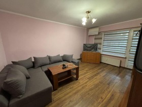 1 Schlafzimmer Mladost 2, Warna 1