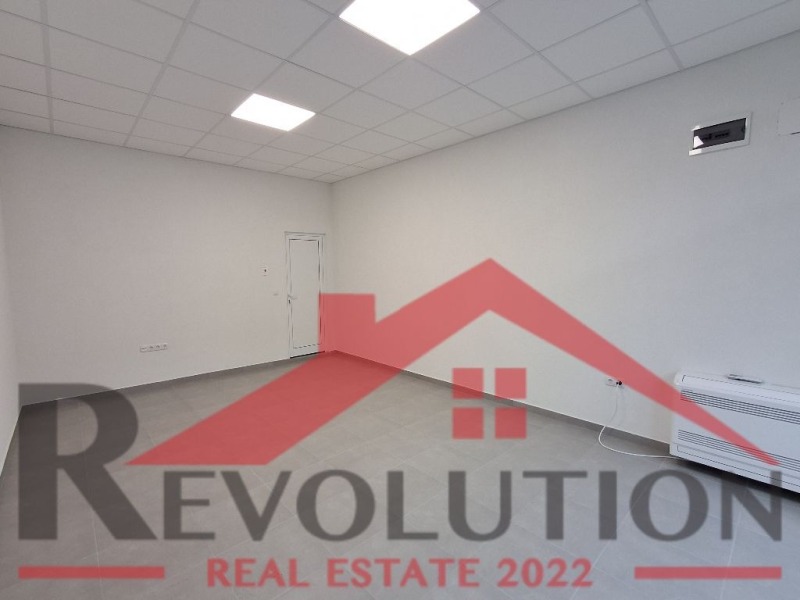 Дава под наем ОФИС, гр. Кърджали, Център, снимка 4 - Офиси - 53130007