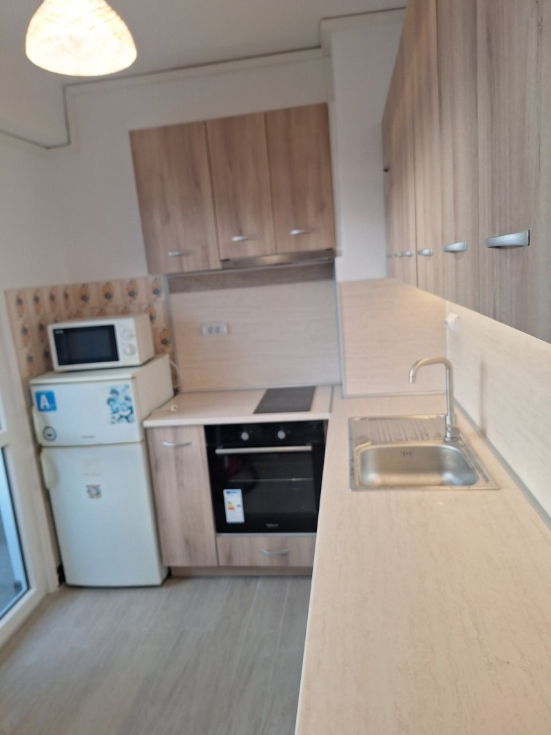 Дава под наем 2-СТАЕН, гр. Пловдив, Младежки Хълм, снимка 9 - Апартаменти - 53094432