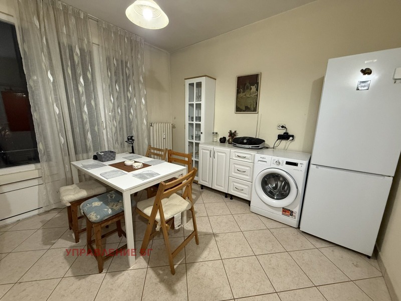 Дава под наем 3-СТАЕН, гр. София, Гео Милев, снимка 4 - Апартаменти - 53100088