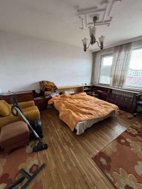 1 Schlafzimmer Gagarin, Plowdiw 4