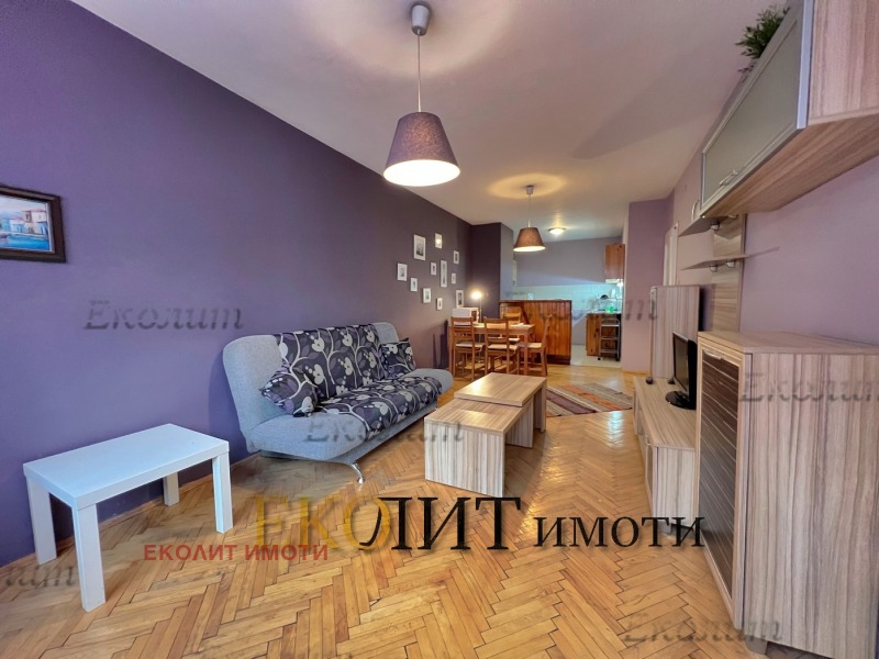 Til leie  1 soverom Sofia , Hipodruma , 72 kvm | 97859716