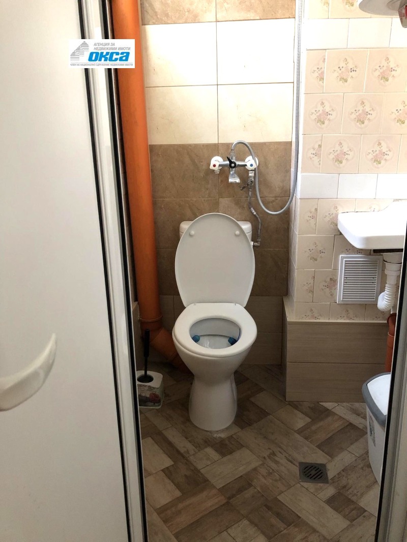 K pronájmu  Podlaha domu Pleven , Širok centar , 90 m2 | 63263408 - obraz [8]