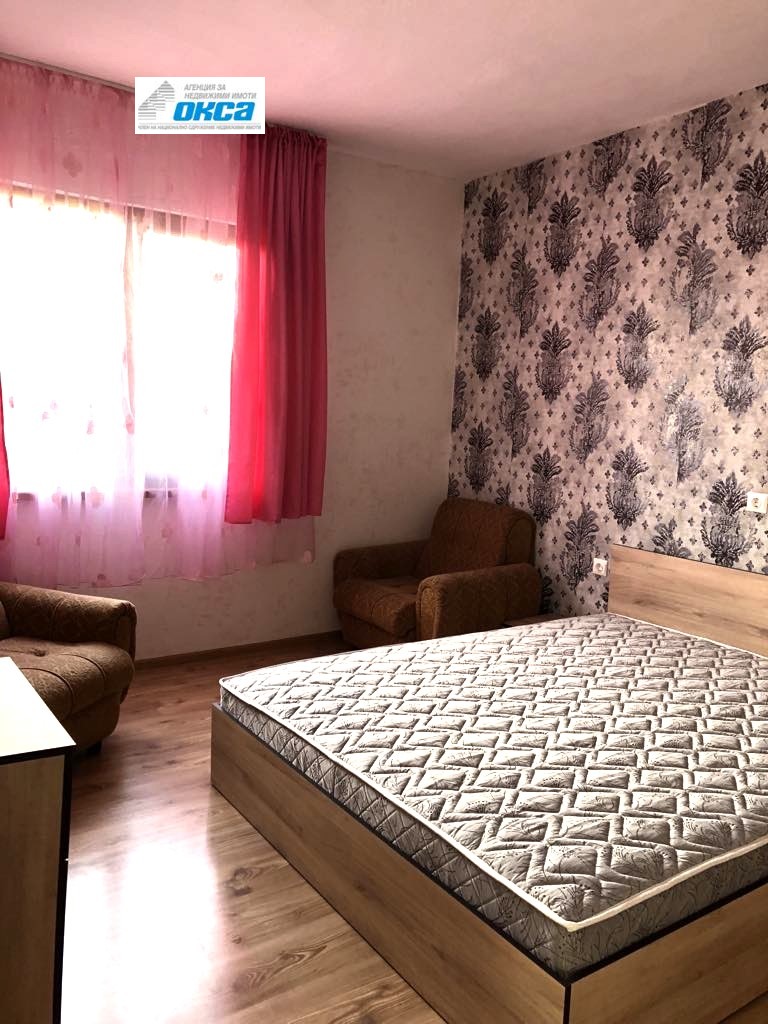 K pronájmu  Podlaha domu Pleven , Širok centar , 90 m2 | 63263408