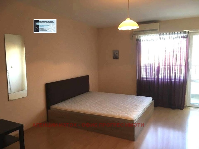 A louer  1 chambre Sofia , Oborichte , 83 m² | 51635277