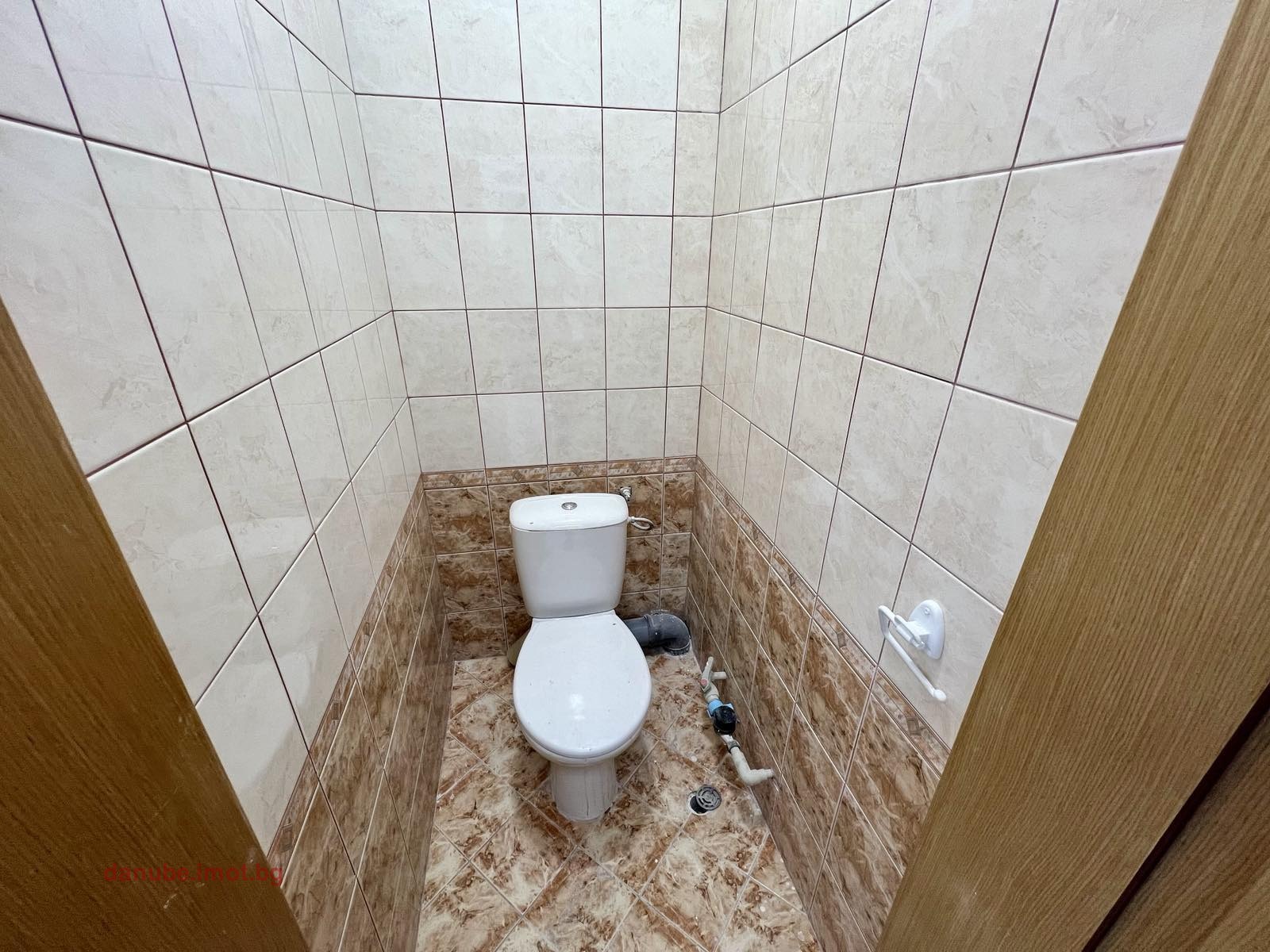 Дава под наем ОФИС, гр. Русе, Ялта, снимка 3 - Офиси - 55953284