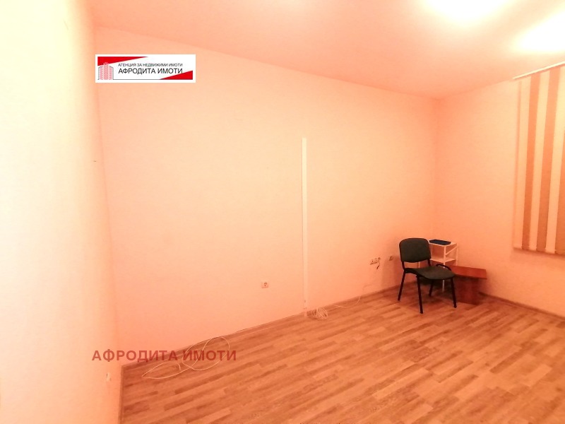 Te huur  Kantoor Stara Zagora , ORB , 16 m² | 48639128 - afbeelding [2]