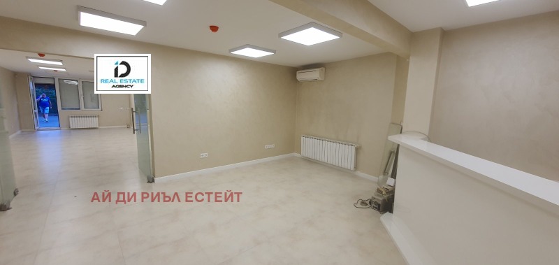 Te huur  Kantoor Sofia , Lozenets , 215 m² | 52351207 - afbeelding [2]