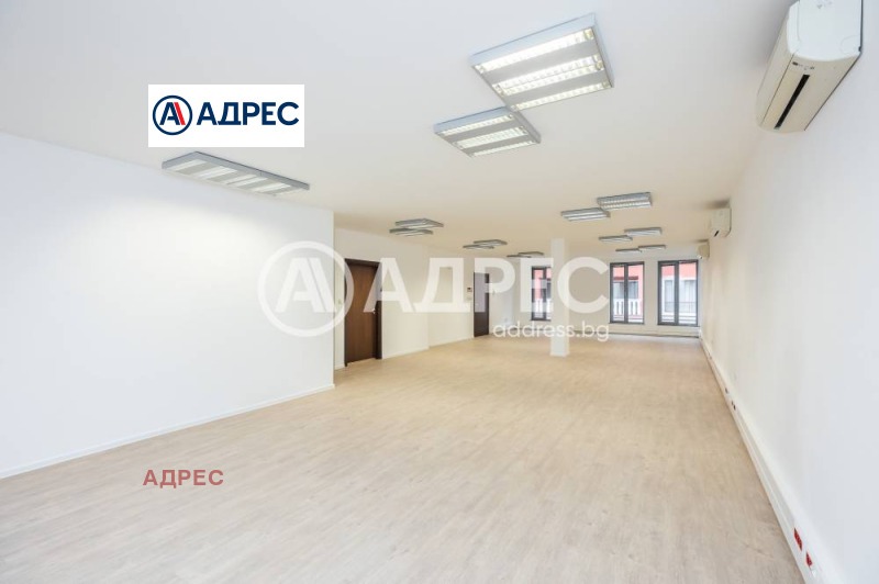 Дава под нем  Офис, град Варна, Център • 1 280 EUR • ID 39409215 — holmes.bg - [1] 