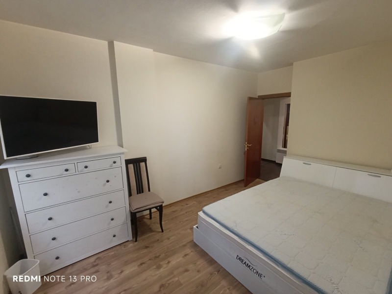 Дава под Наем 3-СТАЕН в град Пловдив, Въстанически - 110 кв.м / 550 € » 1 075.71 лв., РИНЕКС РЕВОЛЮШЪН