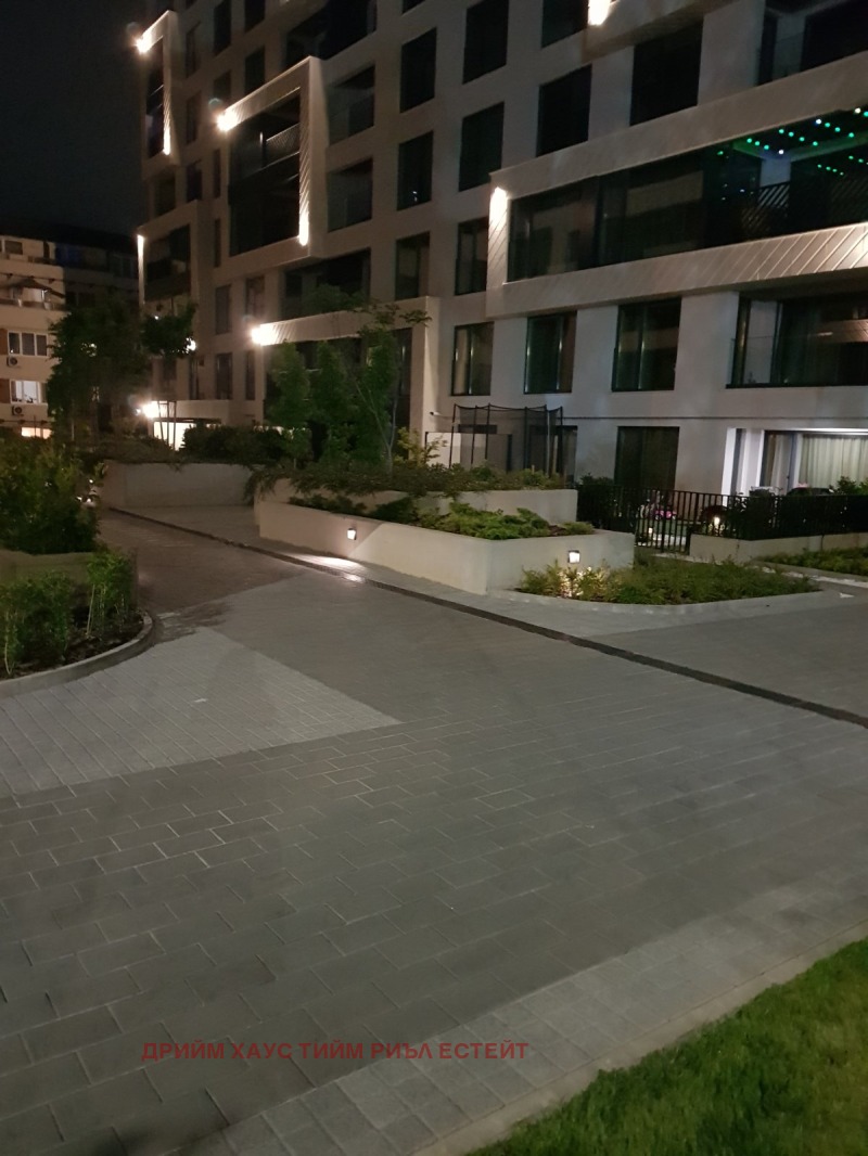 De inchiriat  1 dormitor Sofia , Bâcston , 66 mp | 34011018 - imagine [15]